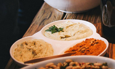 Hummus with Extra Virgin Olive Oil 3 Ways