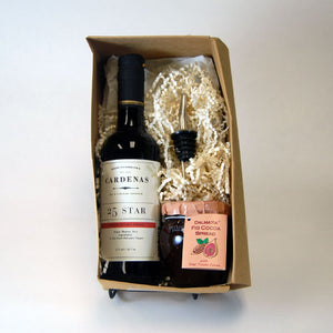 Small Gift Box (1 375ml Bottle, 1 Spread, 1 Pour Spout)